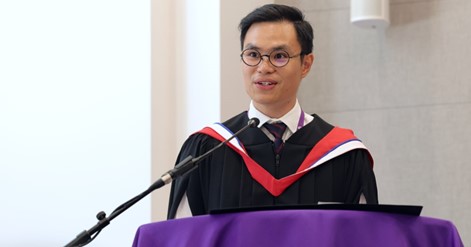 Karlo Avenido Leadership - Graduation ceremony speech, posing for photo
